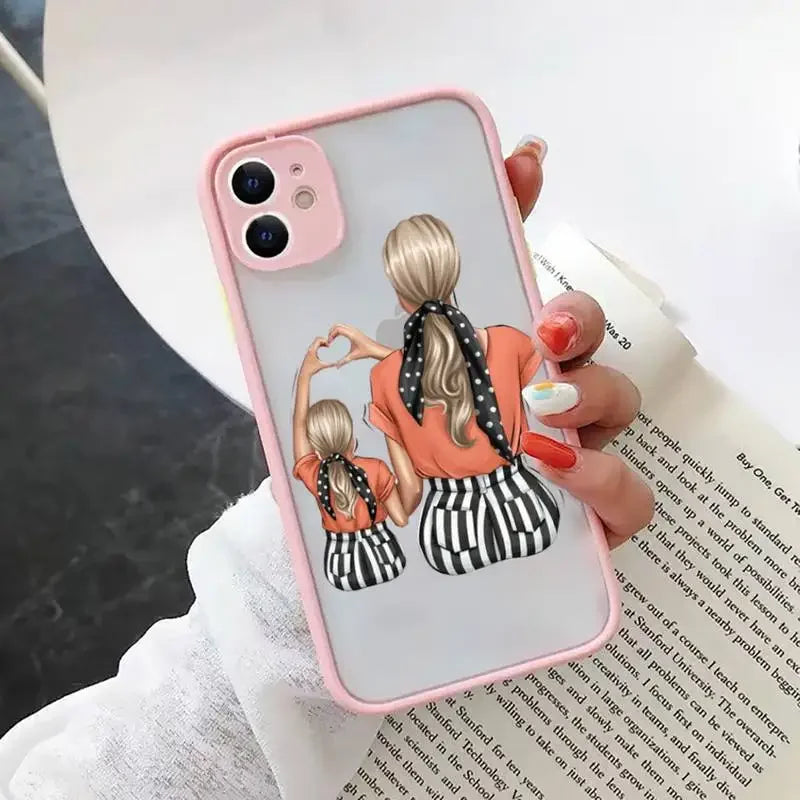 Fashion Girls Phone Case for iPhone 15 14 13 12 11 Pro Max Coque for iPhone XR X XS Mini 7 8 Plus Super Mom Baby Pink Cover